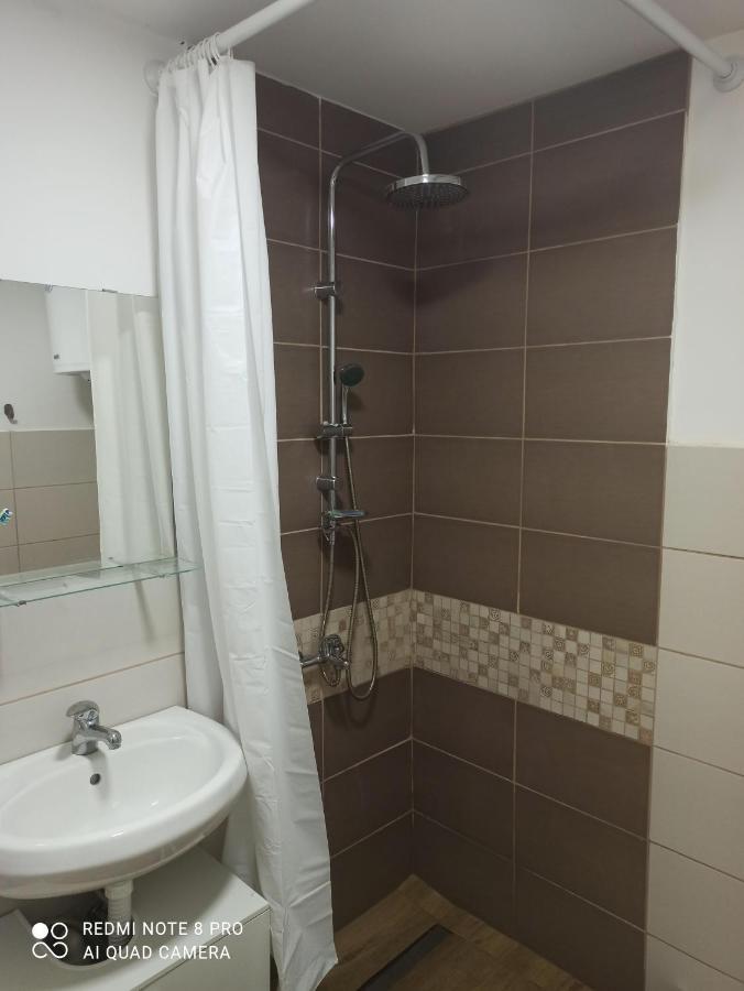 Apartmani Lina Ribarska Banja Exterior foto
